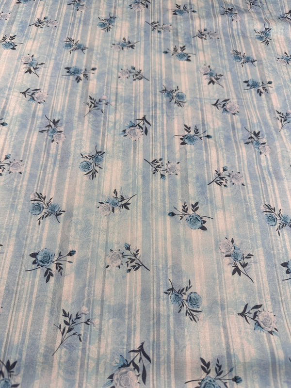 Babe Blue Roses - Cotton Fabric - 44/45" Wide - 100% Cotton - AI2