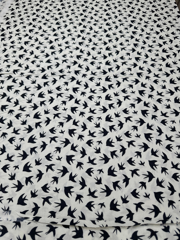 Black Birds on White Cotton - 44/45" Wide - 100% Cotton sec ST