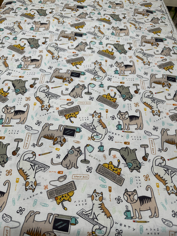 Cats Doing Cat Things on White Cotton - 44/45" Wide - 100% Cotton sec ST