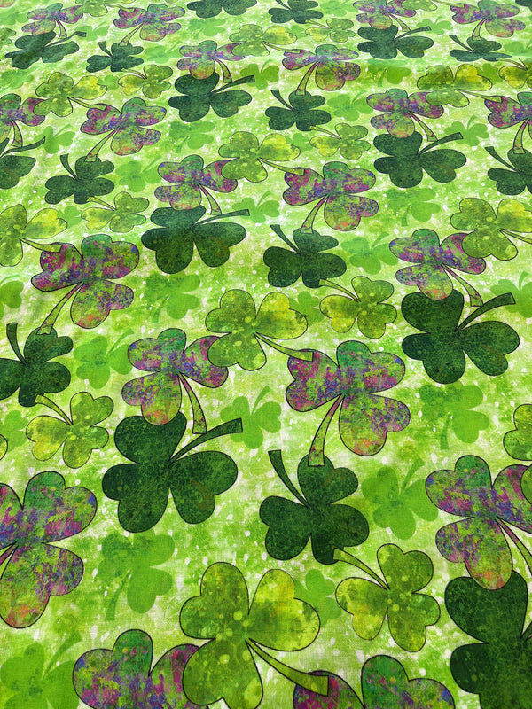 Shades of clover, 100% quilting cotton, 44” wide