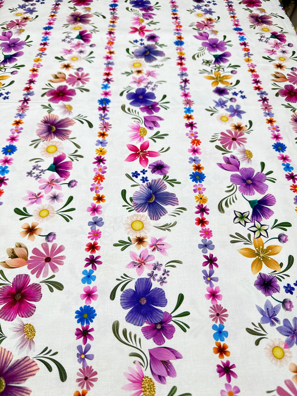 Floral Stripes on White Cotton - 44/45" Wide - 100% Cotton sec ST