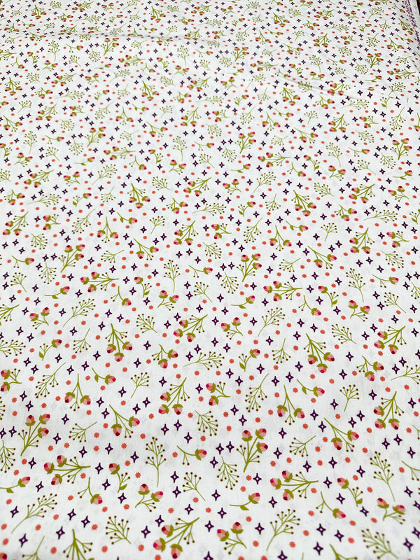 Gather Ye Rosebuds Print - Quilting Fabric - 44/45" Wide - 100% Cotton - Sec 1