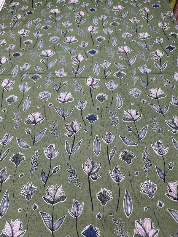 Sketched Flowers on Green Cotton - 44/45" Wide - 100% Cotton sec ST