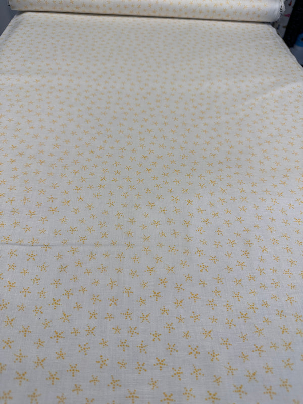 Starfish on White Cotton Fabric - 44/45" Wide - 100% Cotton AI2