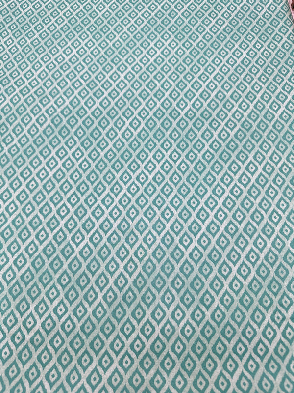 Teal Diamond Eye - 44/45" Wide - 100% Cotton sec ST