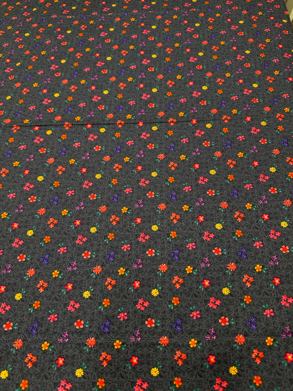 Tiny Flowers on Black Cotton - 44/45" Wide - 100% Cotton sec ST