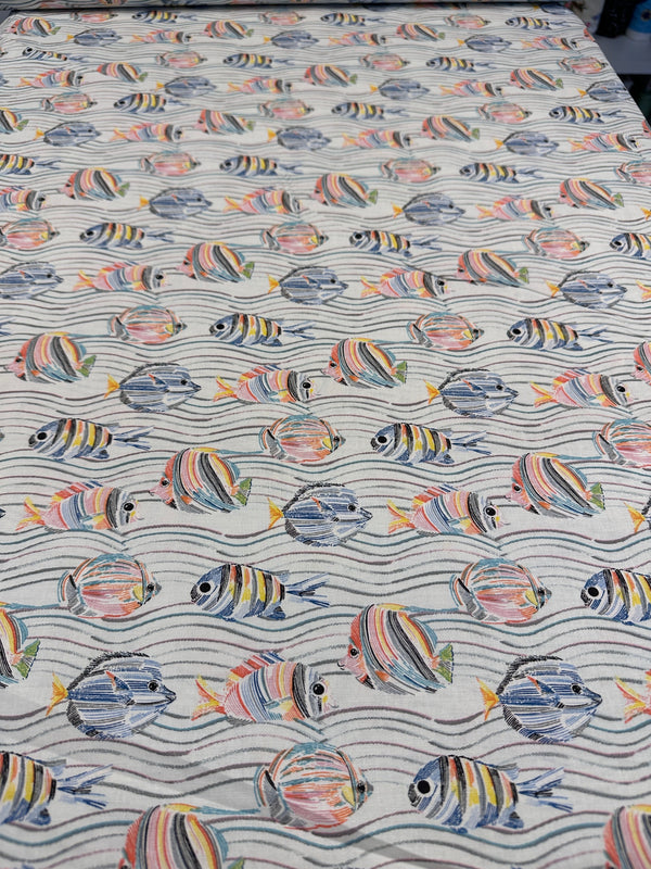 Tropical Fish - Cotton Fabric - 44/45" Wide - 100% Cotton AI2